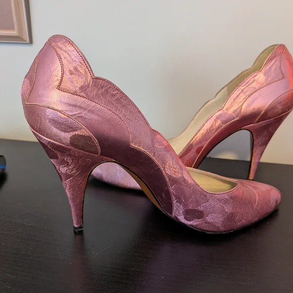 SOLD - Picture 3 of 8